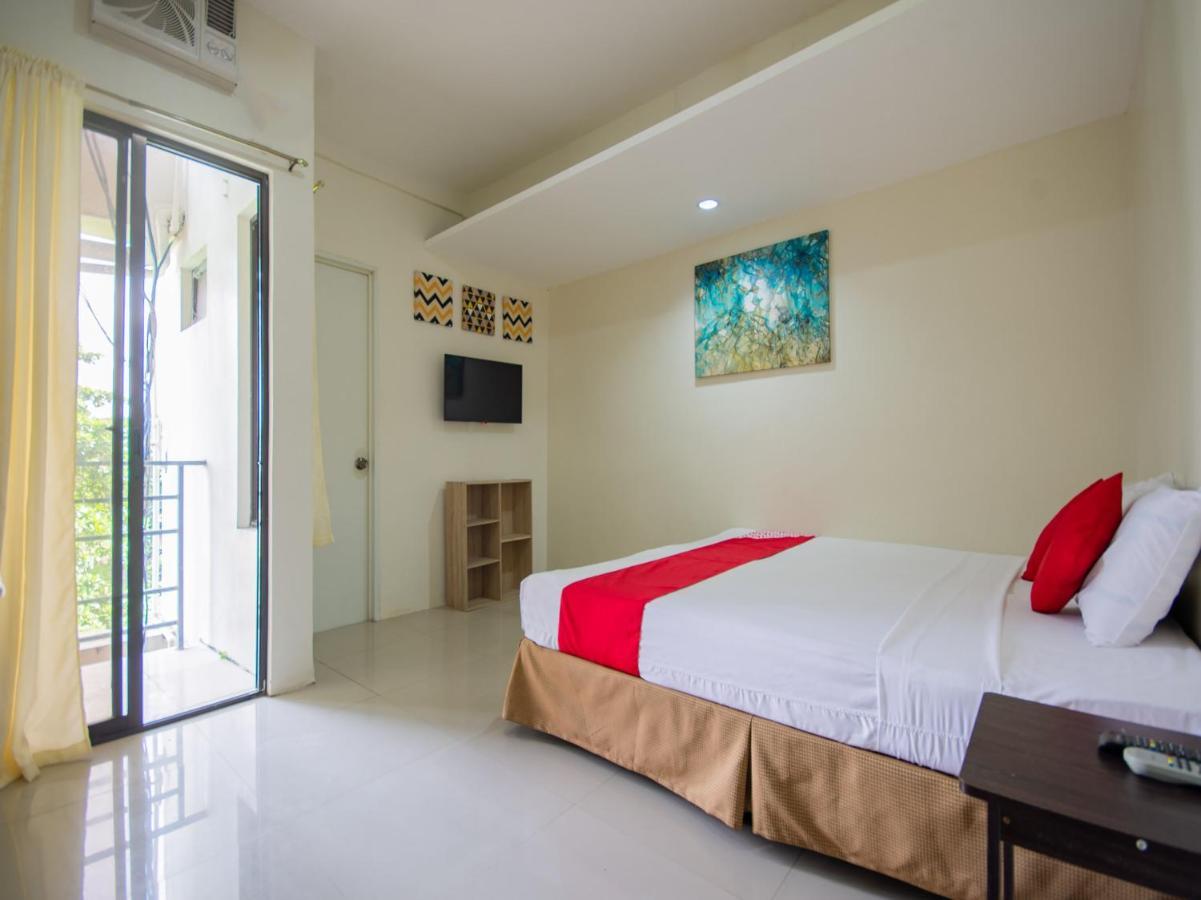 Oyo 707-908 Salinas Suites Cebu Exterior photo