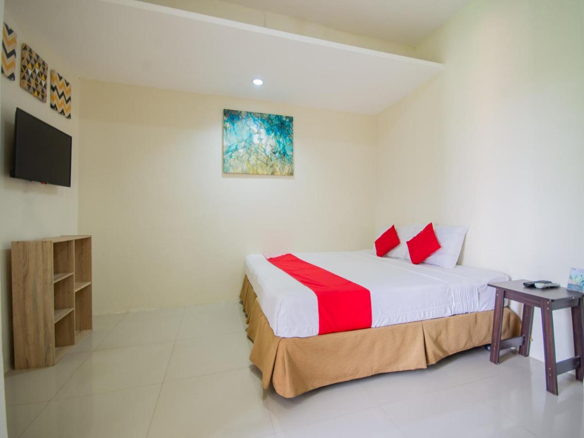 Oyo 707-908 Salinas Suites Cebu Exterior photo